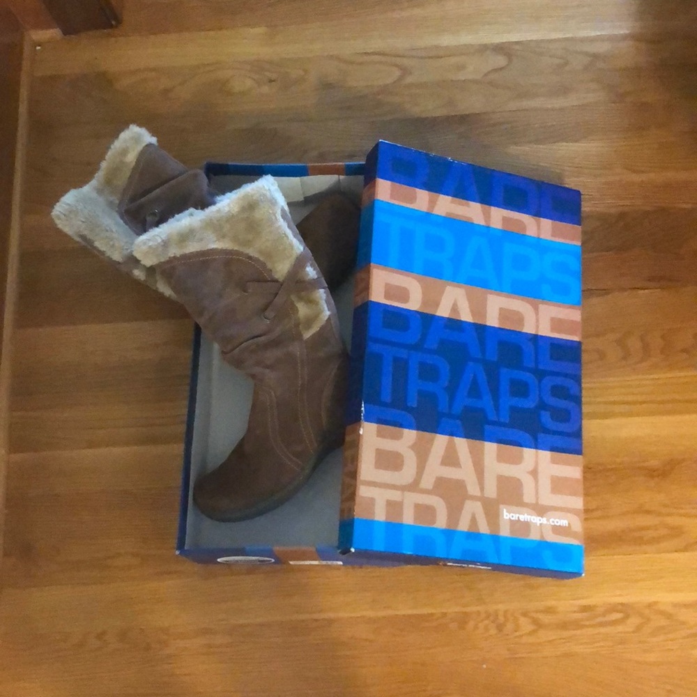 Women’s Baretraps Boots !!
